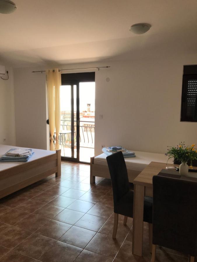 Julija 1 Apartment อิกาโล ภายนอก รูปภาพ